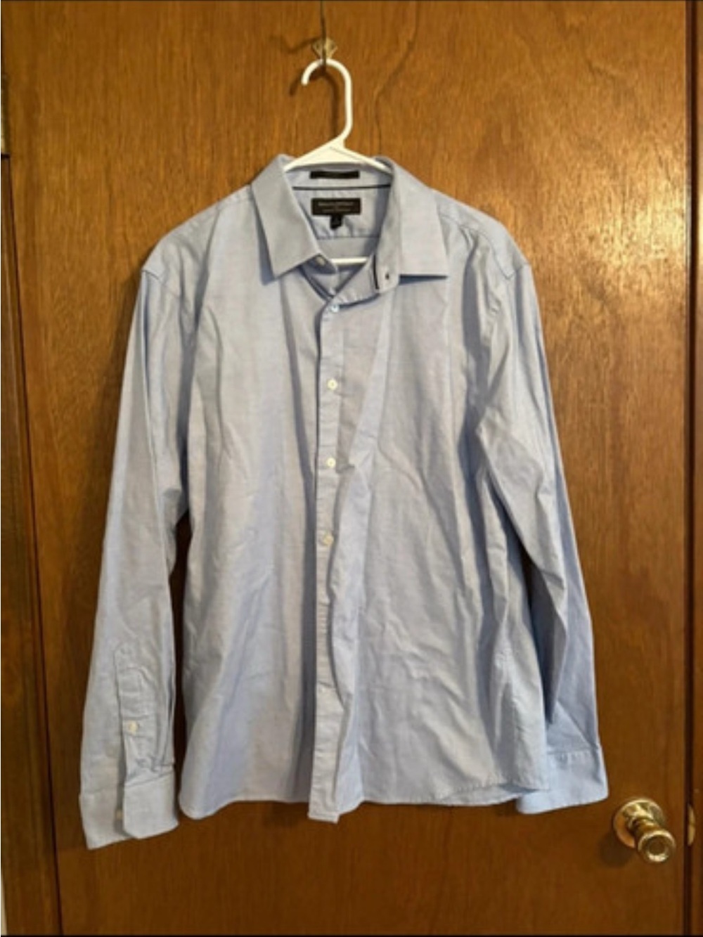 Banana Republic Light Blue Men's Dress Shirt - Spread Collar